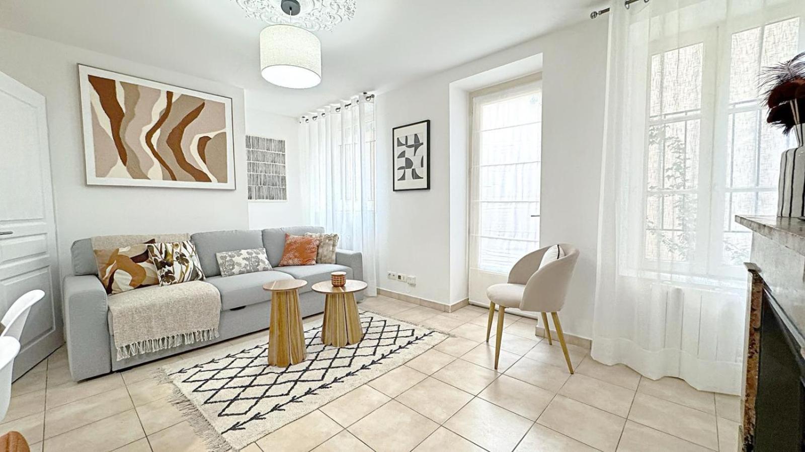 Suite Zelie Lyon Exterior foto
